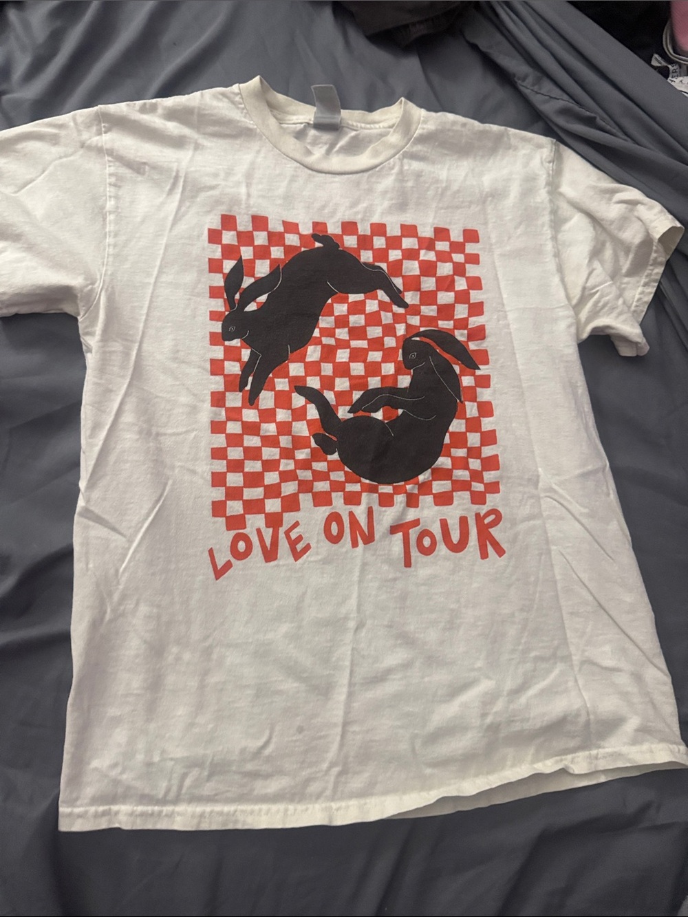 Harry Styles love on tour merch